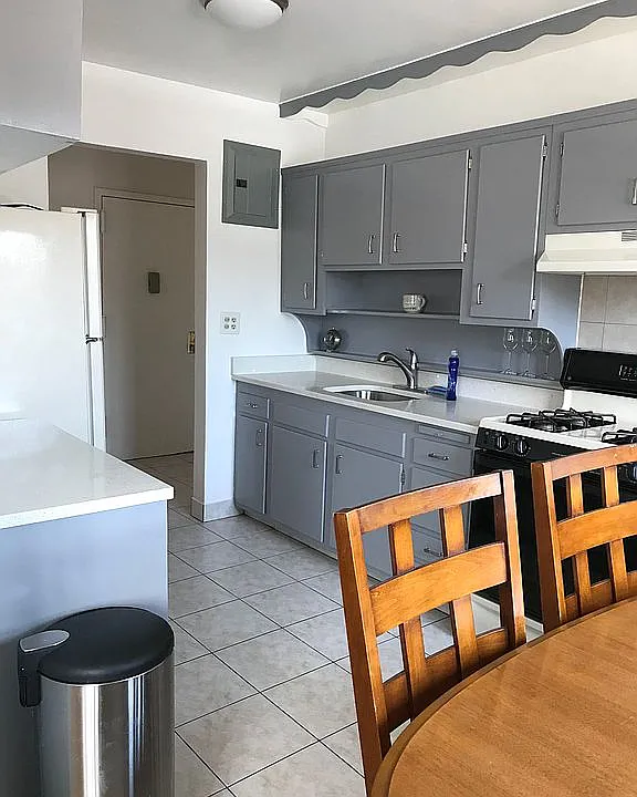 Apt2 Kitchen & Dining Rm
