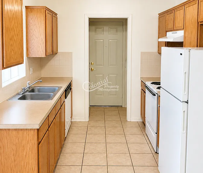4604 Bowles Dr #B — Photo 2