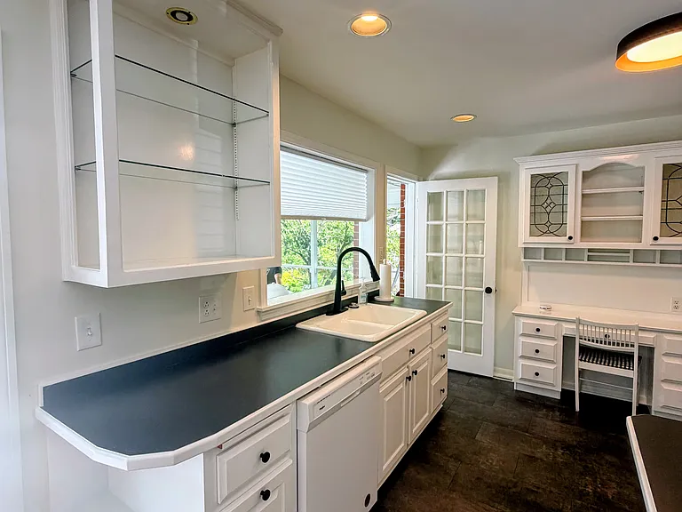 795 Hildeen Dr — Photo 7