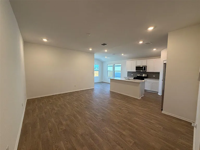 350 San Juan Trl — Photo 2