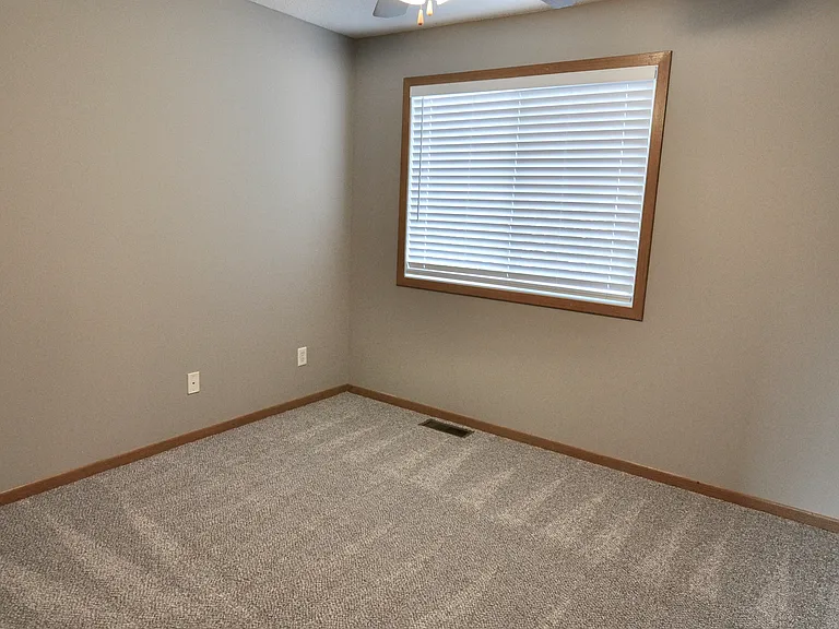 15511 Float Ln — Photo 12