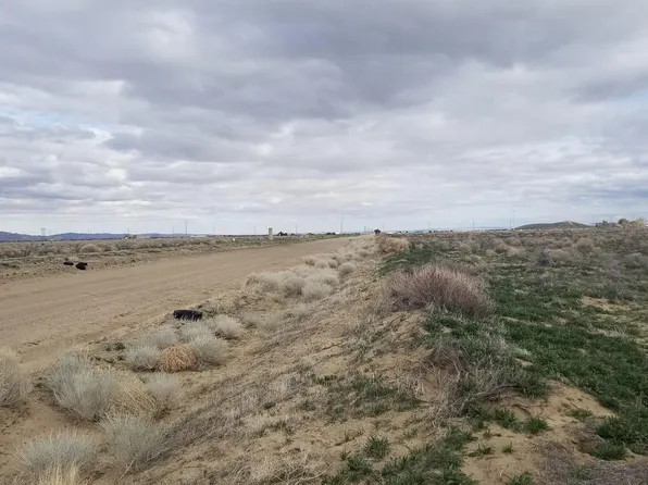 112th Street West Ave #B2, Lancaster, CA 93536