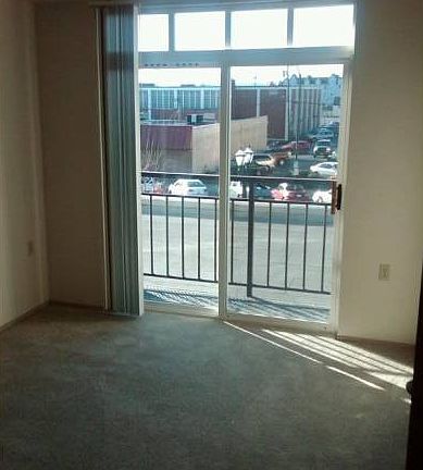 1 Bedroom Living Room