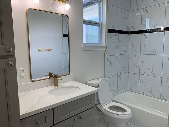 5th image of 3032 Toledano St #3032