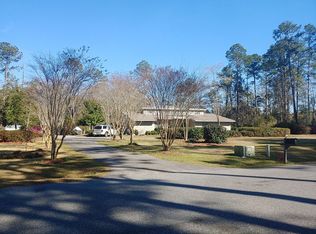 2208 Twin Lakes Dr, Bainbridge, GA 39819