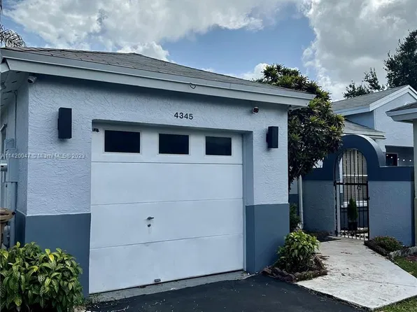 4345 SW 72nd Ter, Davie, FL 33314