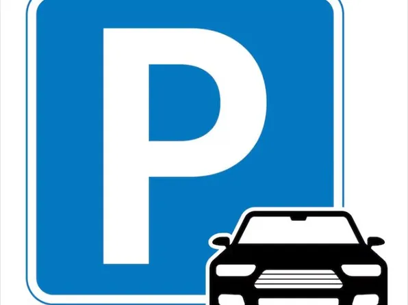 405 Dundas St W #P1-147, Oakville, ON L6M 5P9