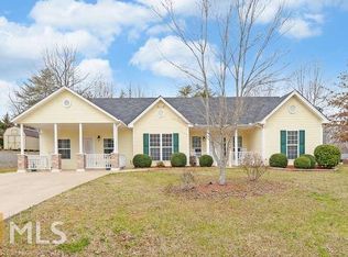 950 Ivy Hills Cir, Mount Airy, GA 30563