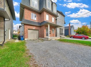 11 Chestnut St E, Saint Catharines, ON L2T 1G6