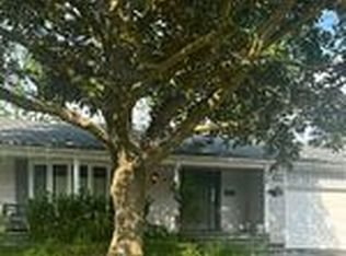 71 Nisbet Dr #Basement, Aurora, ON L4G 2K6