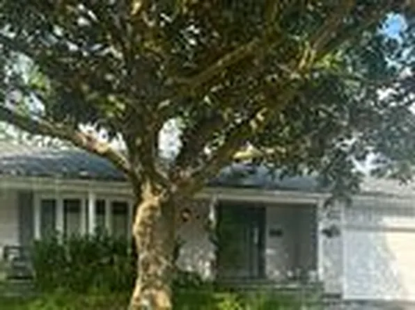 71 Nisbet Dr #Basement, Aurora, ON L4G 2K6
