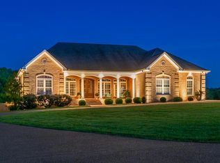 1659 Arcot Rd, Celina, TN 38551