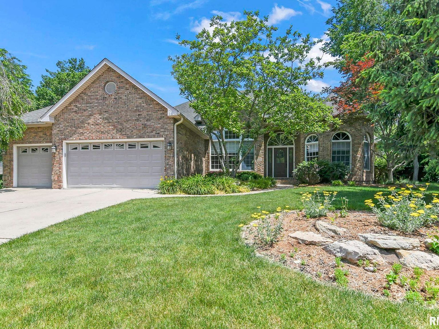 1308 Ravenswood, Springfield, IL 62711 Zillow
