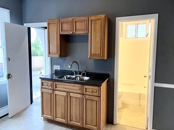 2nd image of 53 Fairmount Ave Floor 1