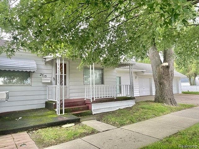 1st image of 2715 9th St