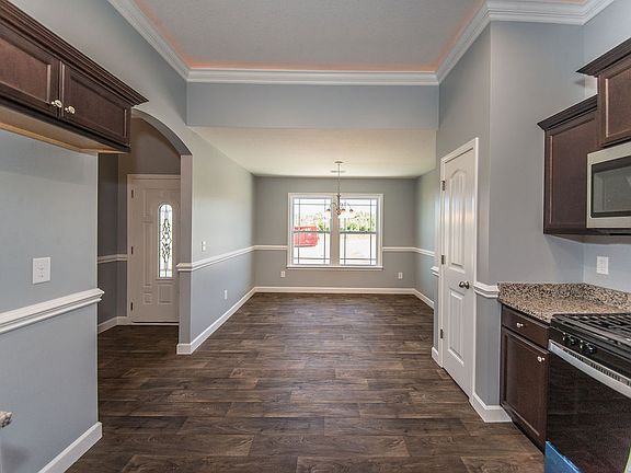 7th image of this home