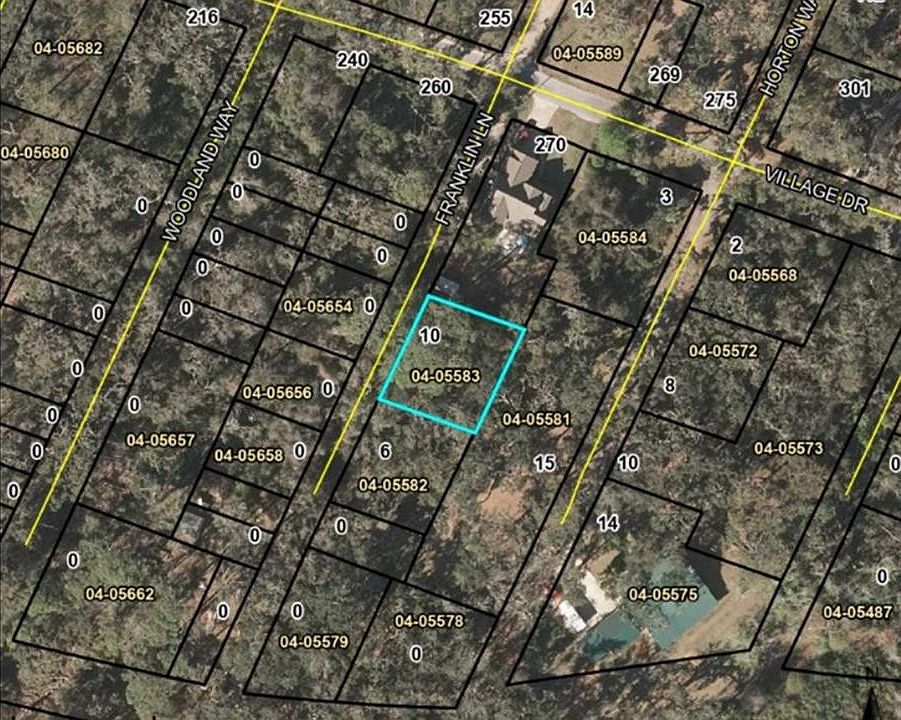 1st image of 10 Franklin Ln