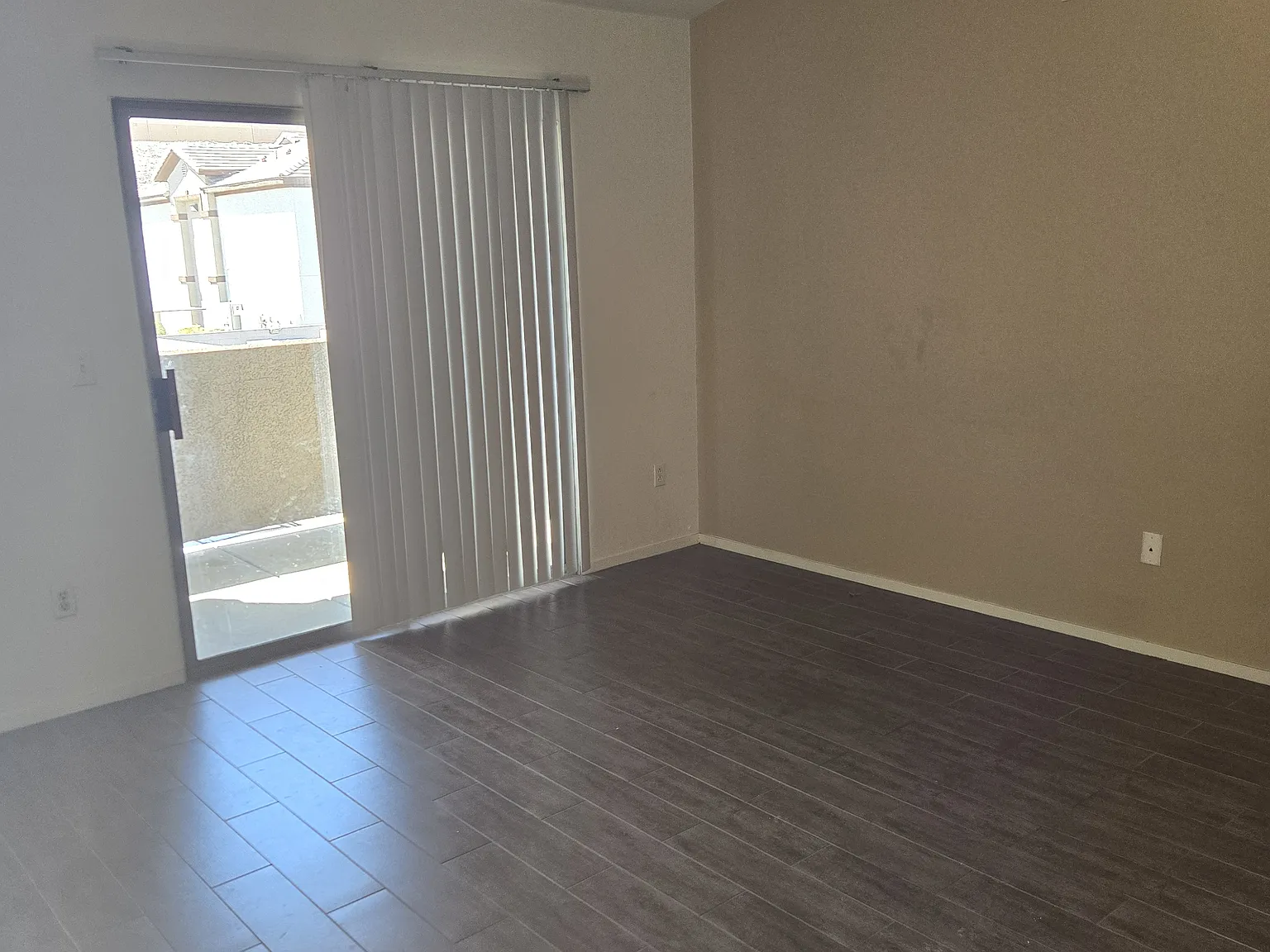 1 bed, 700 sqft, $1,150 — Photo 1