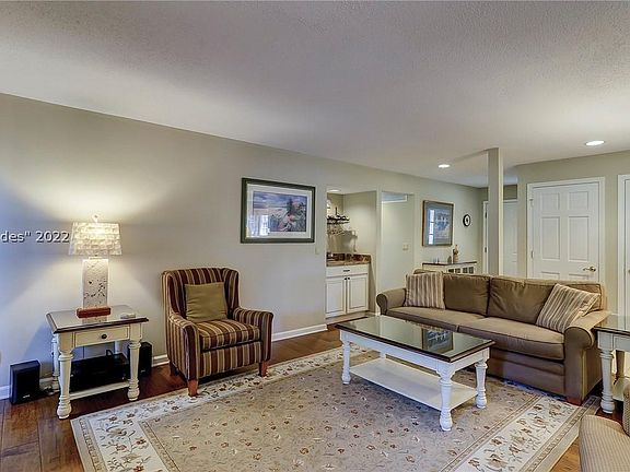 4th image of 70 Shipyard Dr APT 246