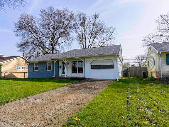 2nd image of 2433 Lafayette Dr