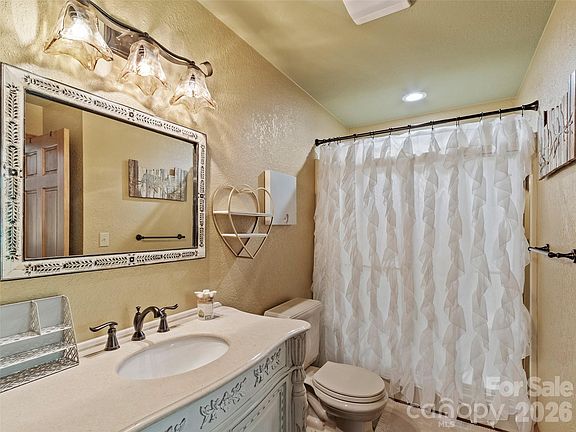 17th image of 151 Austin Mountain Dr