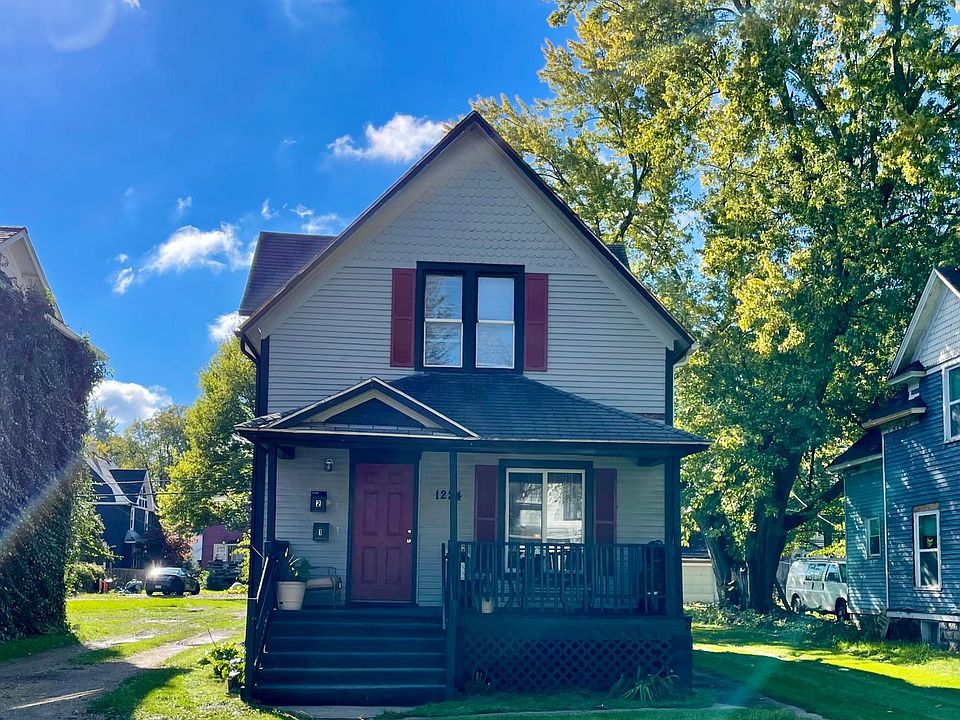 1st image of 1224 E Stockbridge Ave #2