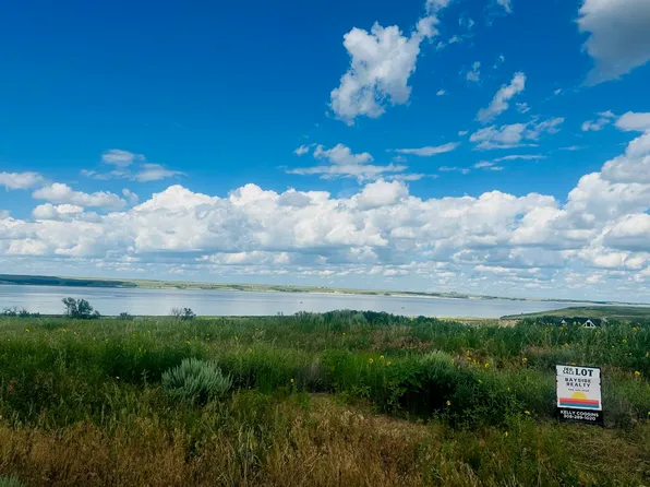 25 Theshores, Brule, NE 69127