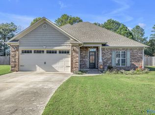 25775 Caldera Dr, Athens, AL 35613