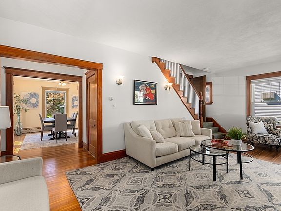 4th image of 65 Phillips St