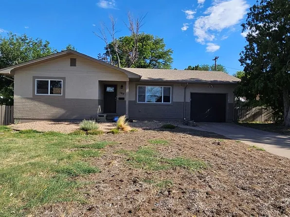 107 University Cir, Pueblo, CO 81005
