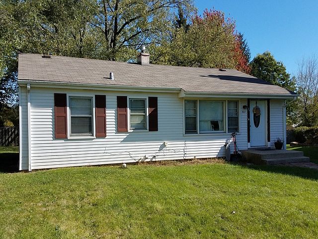 1st image of 923 N Palos Ave