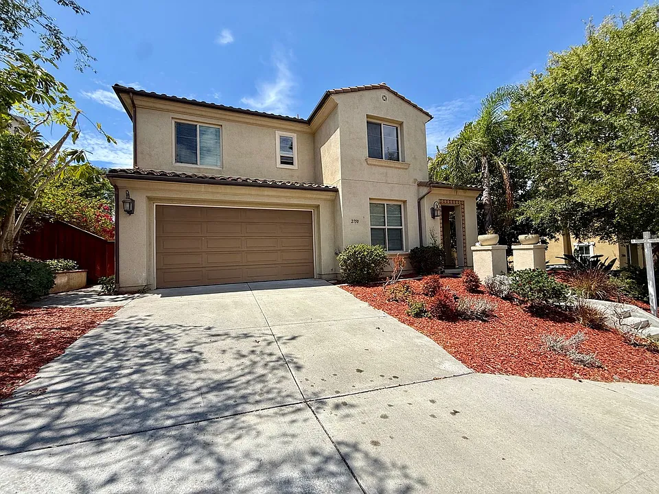 2750 Dove Tail Dr