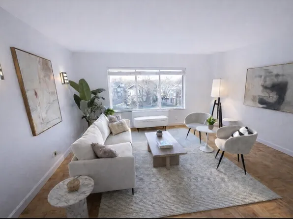 22 Chestnut Pl APT 210, Brookline, MA 02445