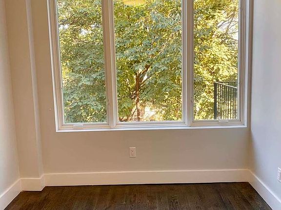 5th image of 495 Saint Johns Pl #3I