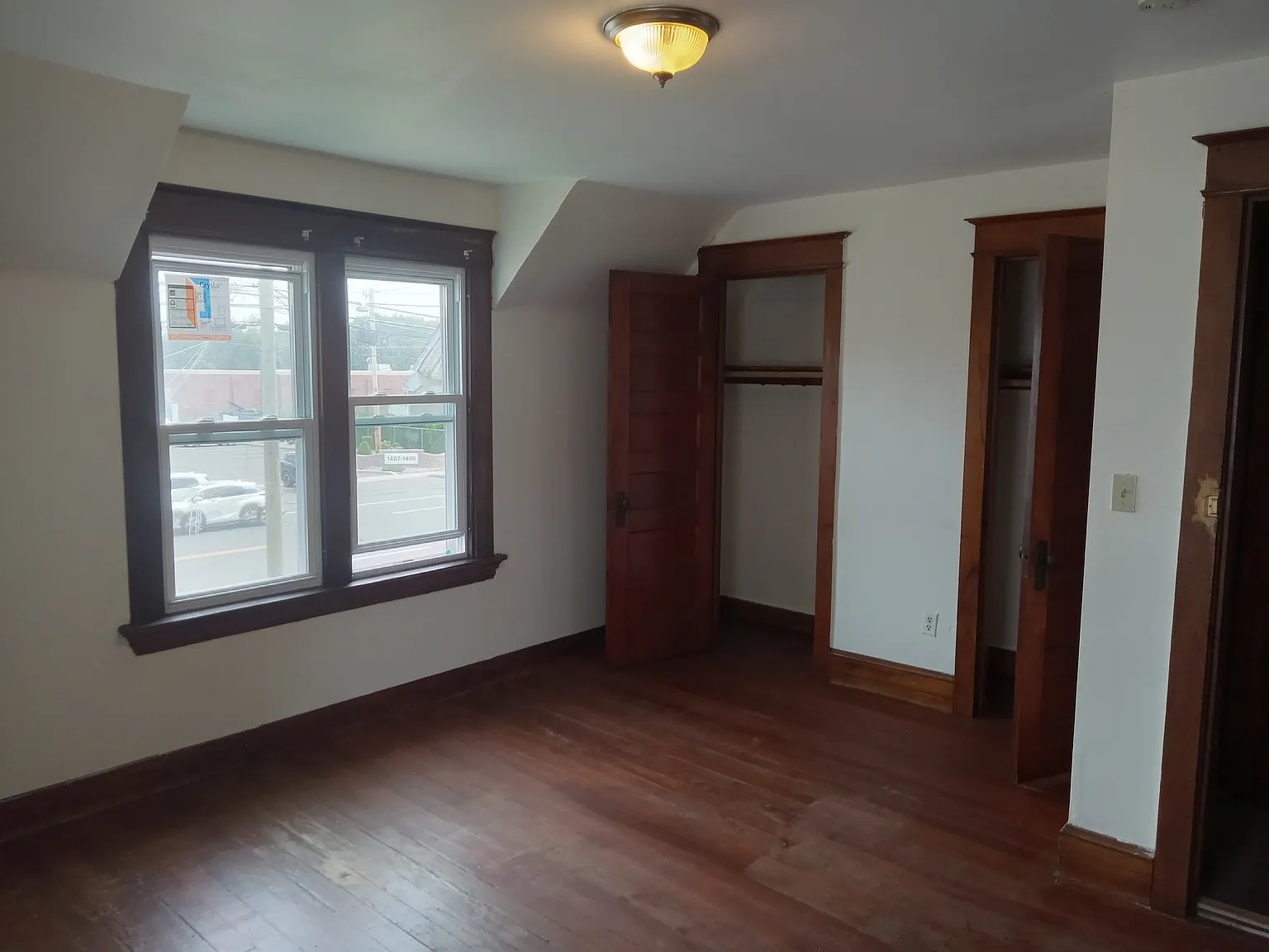 2 bed, 800 sqft, $2,500 — Photo 4