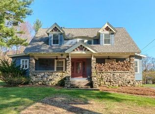 122 Whalom Rd, Lunenburg, MA 01462