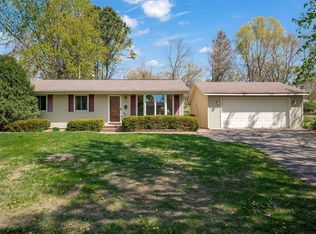 8435 Morris Cir, Bloomington, MN 55437