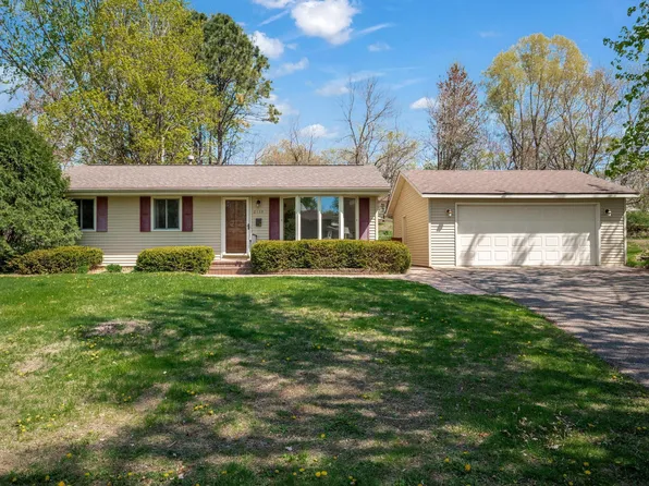 8435 Morris Cir, Bloomington, MN 55437