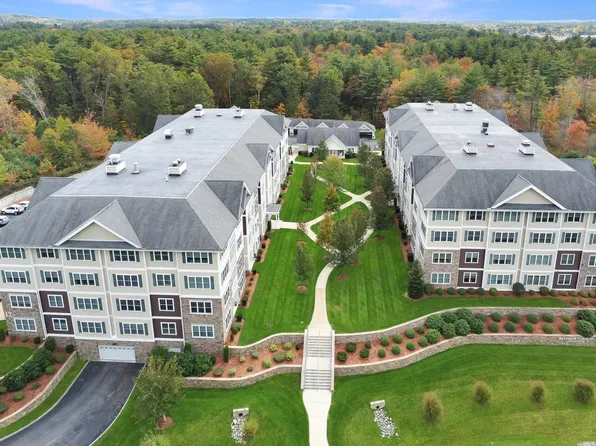 12 Braemoor Woods Road #206, Salem, NH 03079