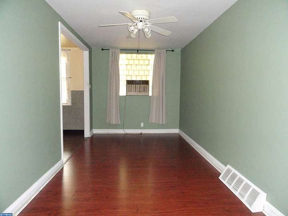4th image of 4508 Oakmont St