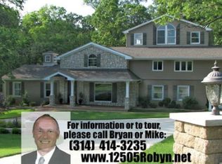 12505 Robyn Rd, Saint Louis, MO 63127