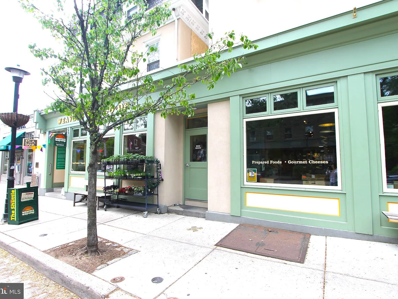 2 bed, $1,600 — Photo 1