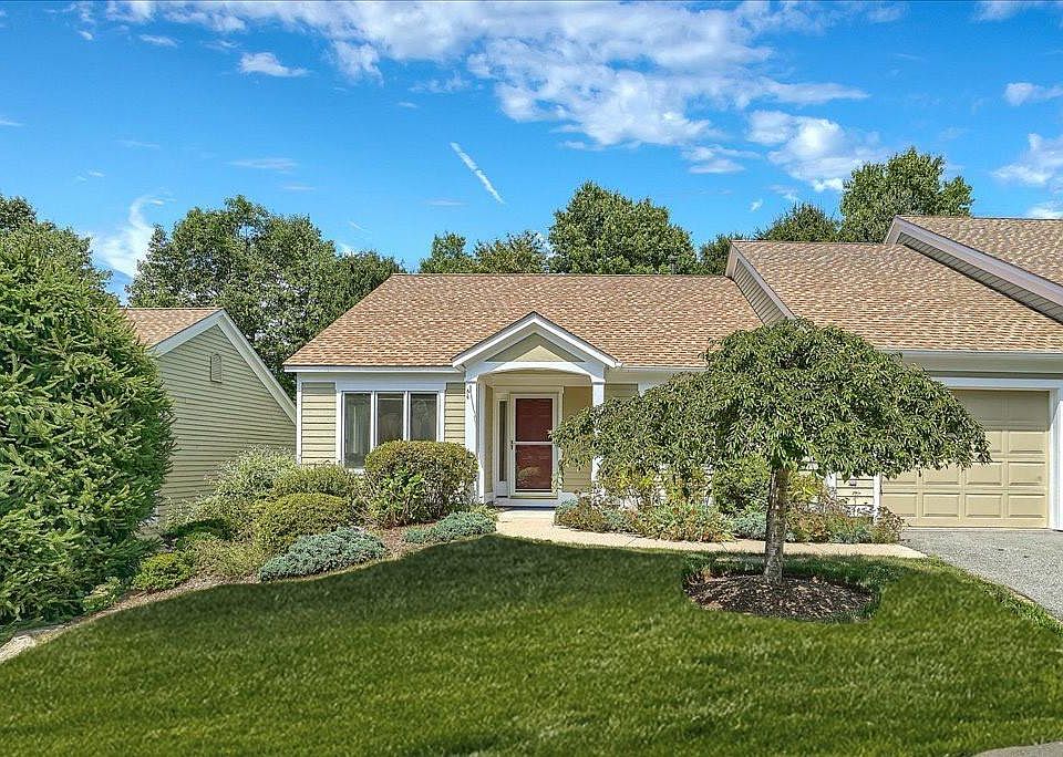 1st image of 684 Heritage Hills #A
