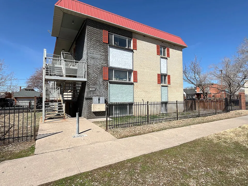 3351 N Lafayette St