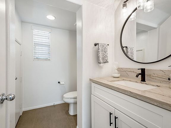 Guest Bath w/ extra storage