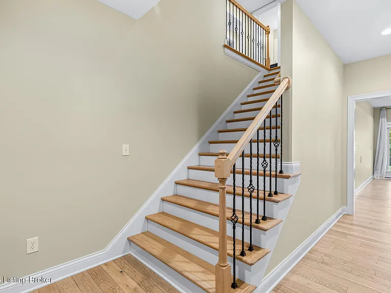 825 Artisan Pkwy — Photo 43