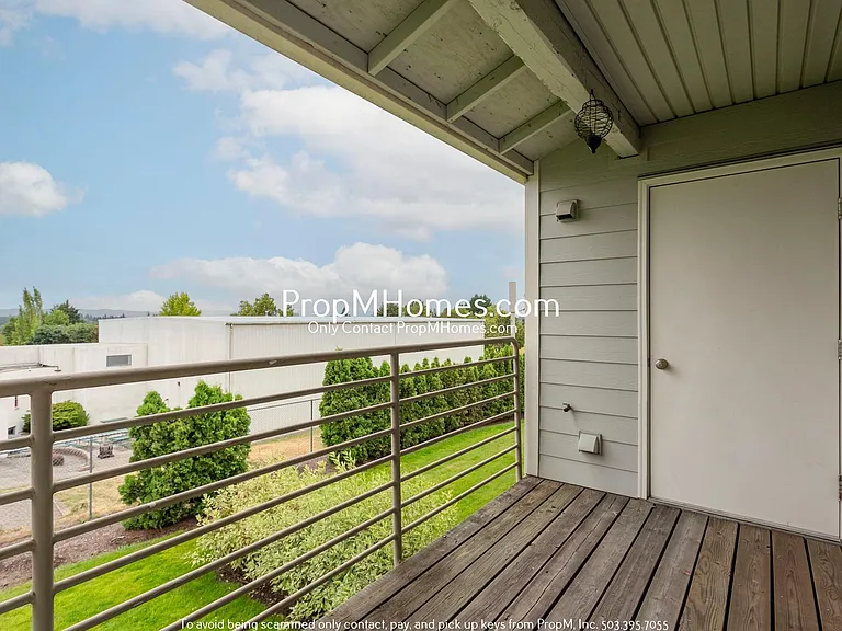 15064 NW Central Dr #1302 — Photo 17