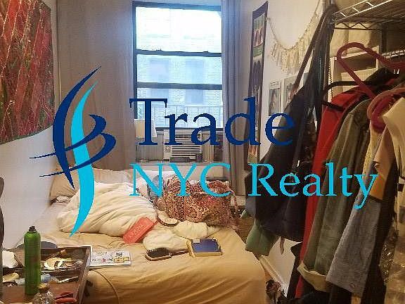 3rd image of 112 Macdougal St APT D2