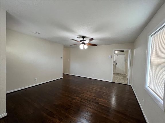 4th image of 1511 Avenue