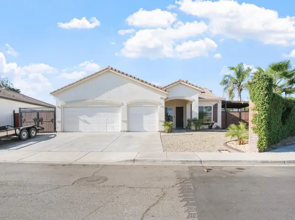 501 Flour Mill Dr, Newman, CA 95360